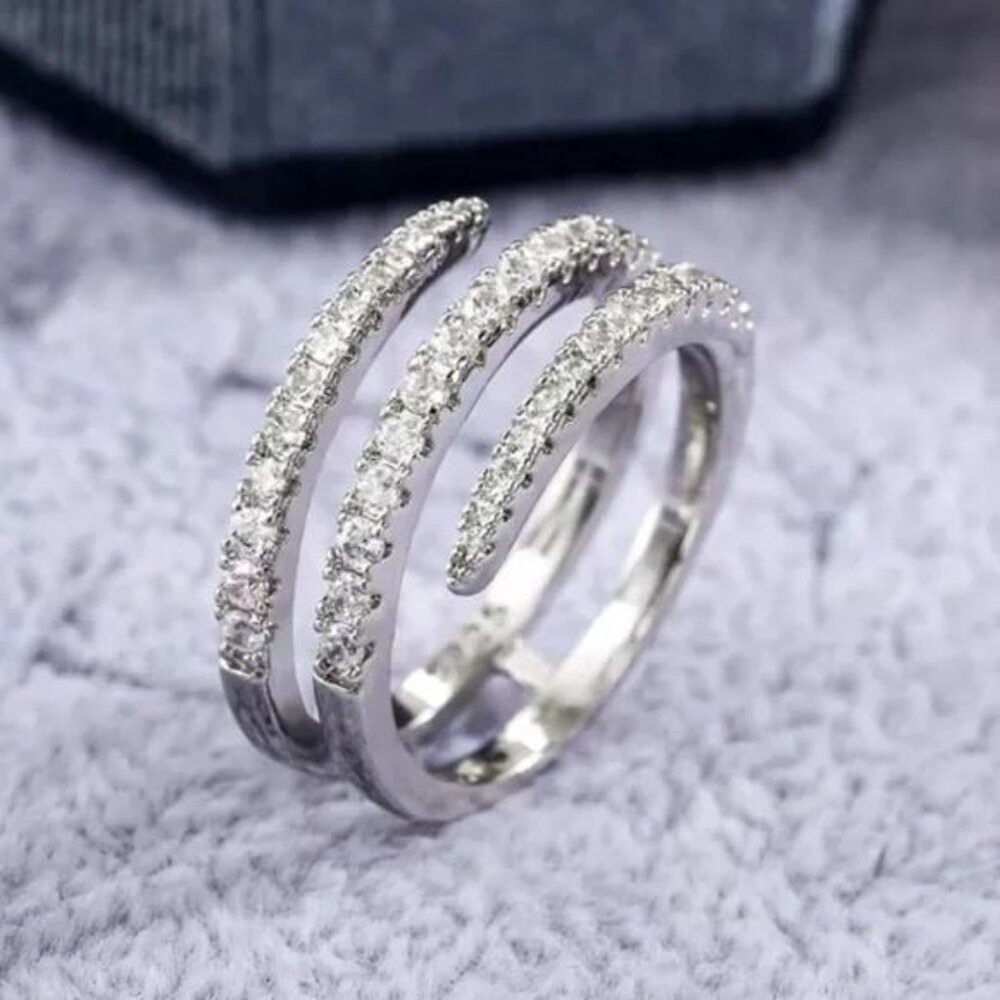 NEW 3 LAYER 925 STERLING SILVER DIAMOND RING, BEAUTIFUL RING, SHINY RING. - Picture 6 of 7